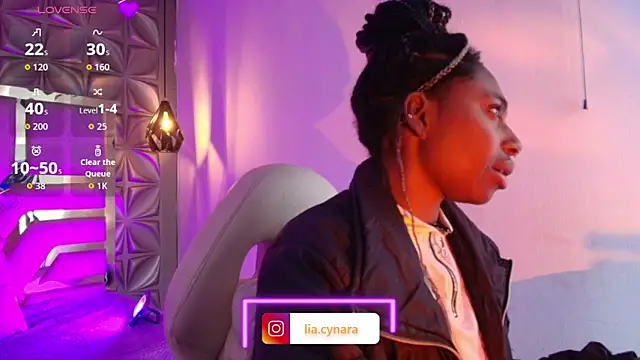 Queen perla  online show from 02-18-26, 12:01