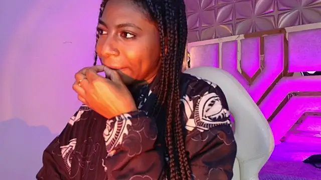 Queen perla  online show from 02-22-26, 01:13