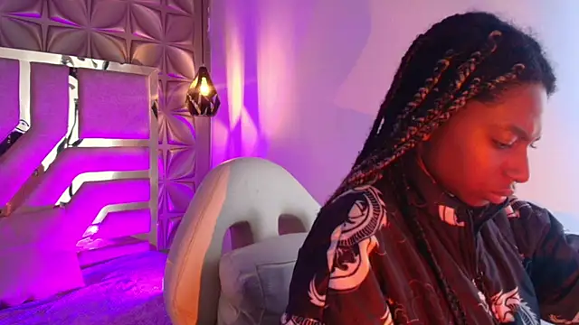 Queen perla  online show from 02-11-26, 11:43