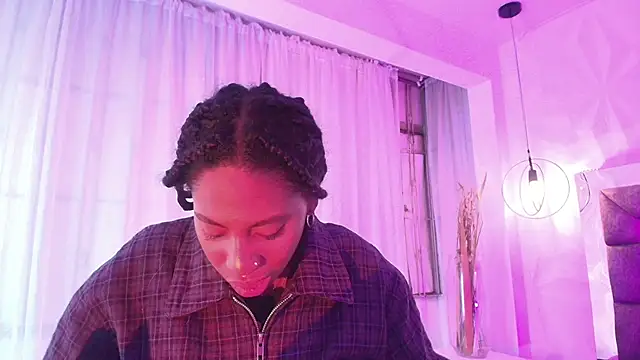 Queen perla  online show from 06-03-26, 12:06