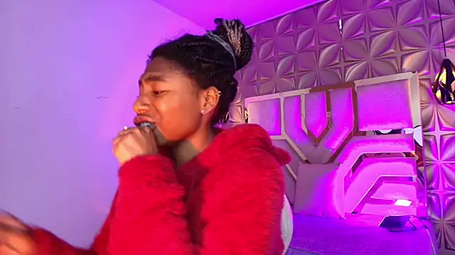 Queen perla  online show from 02-28-26, 12:16