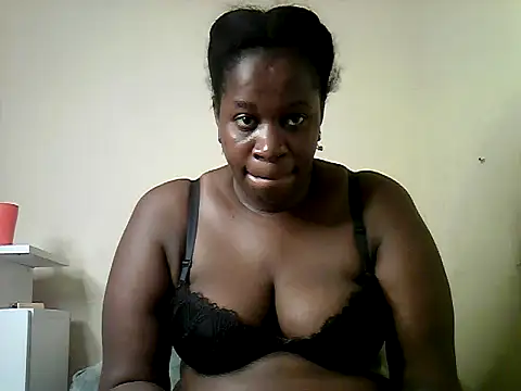 Snapshot of Sexy_valentine001 chatting on 09-17-25, 05:04 Sexy valentine001 online show from 09-17-25, 05:04