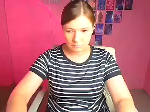 Snapshot of Lissmilf chatting on 07-08-26, 12:17 Lissmilf online show from 07-08-26, 12:17