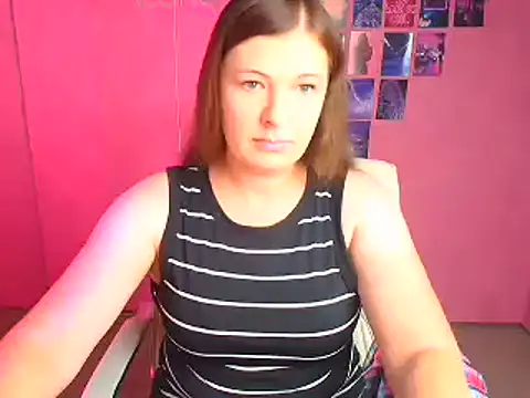 Snapshot of Lissmilf chatting on 08-05-26, 11:37 Lissmilf online show from 08-05-26, 11:37