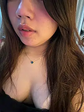 Hotellinh12 online show from 04-08-26, 04:41