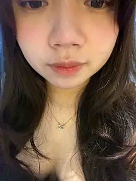 Hotellinh12 online show from 10-03-25, 05:25