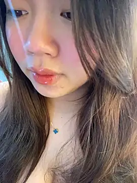 Hotellinh12 online show from 03-15-26, 07:26