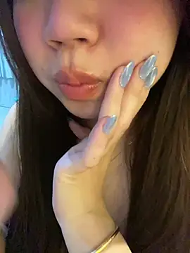 Hotellinh12 online show from 02-03-26, 04:34