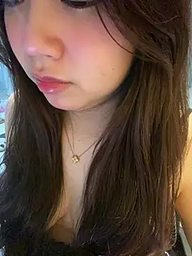 Hotellinh12 online show from 01-10-26, 04:24