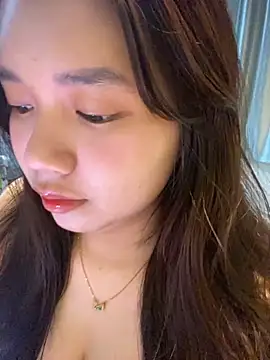 Hotellinh12 online show from 09-29-25, 04:34