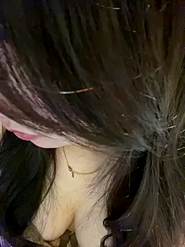 Hotellinh12 online show from 11-15-25, 04:22