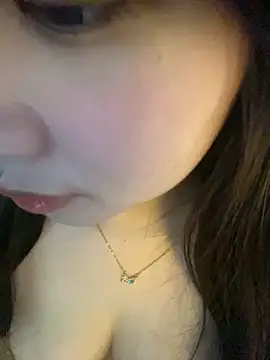 Hotellinh12 online show from 09-27-25, 07:36