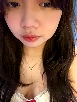 Hotellinh12 online show from 09-30-25, 04:24