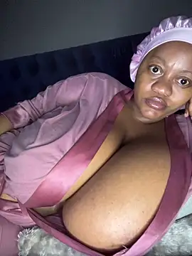 Chubbykarisma27 online show from 12-01-25, 08:21