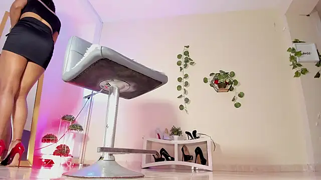 thais dreams online show from 10-15-25, 01:19