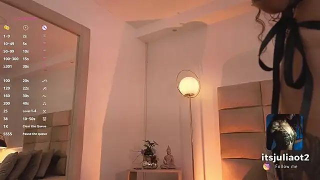 mssjulia online show from 01-27-25, 11:54