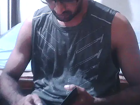 Snapshot of ROCKY_USA_18 chatting on 05-14-26, 08:17 ROCKY USA 18 online show from 05-14-26, 08:17