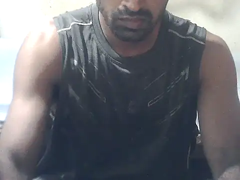 Snapshot of ROCKY_USA_18 chatting on 05-14-26, 08:11 ROCKY USA 18 online show from 05-14-26, 08:11