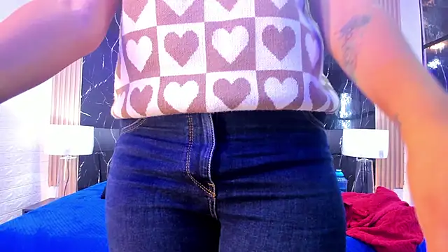 SofiAndNicol online show from 10-24-25, 10:47