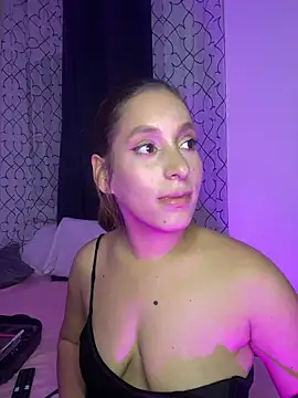 Snapshot of Agnescruzz chatting on 03-29-26, 10:33 Agnescruzz online show from 03-29-26, 10:33