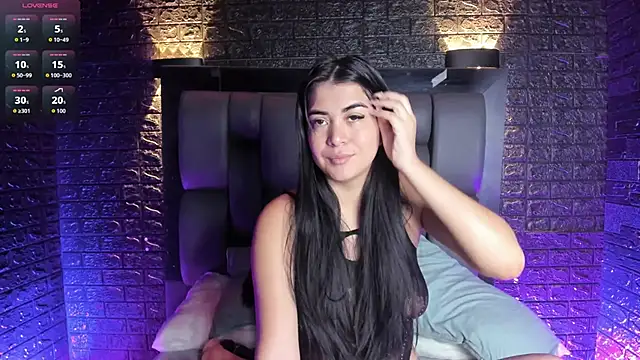 Snapshot of Sweet-Monica chatting on 09-09-25, 10:57 Sweet-Monica online show from 09-09-25, 10:57