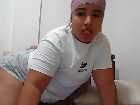 hurrem had online show from 11-28-25, 11:32