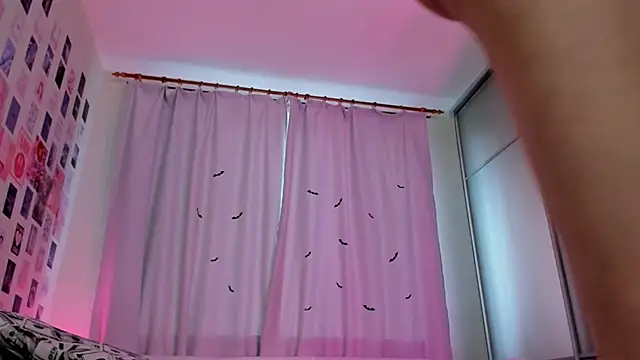 Vanessa Verona online show from 10-08-25, 05:53