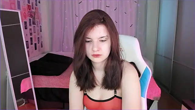 Vanessa Verona online show from 03-11-26, 05:12