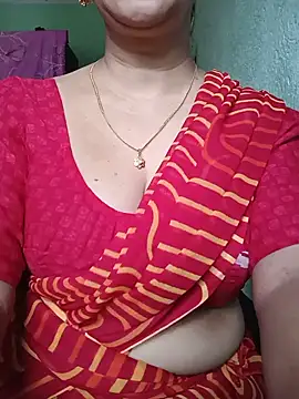 Snapshot of Rosy-B chatting on 08-01-26, 12:19 Rosy-B online show from 08-01-26, 12:19