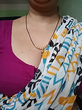 Snapshot of Rosy-B chatting on 06-19-26, 12:49 Rosy-B online show from 06-19-26, 12:49