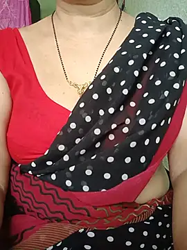 Snapshot of Rosy-B chatting on 06-20-26, 09:47 Rosy-B online show from 06-20-26, 09:47