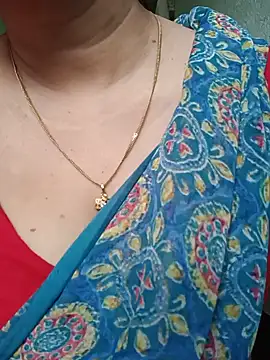 Snapshot of Rosy-B chatting on 07-19-26, 12:08 Rosy-B online show from 07-19-26, 12:08