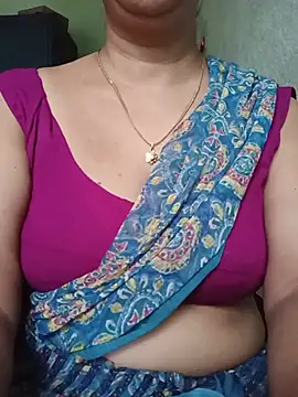 Snapshot of Rosy-B chatting on 07-28-26, 12:40 Rosy-B online show from 07-28-26, 12:40