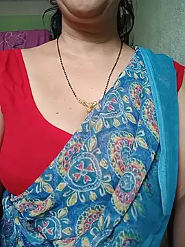 Snapshot of Rosy-B chatting on 07-08-26, 09:54 Rosy-B online show from 07-08-26, 09:54