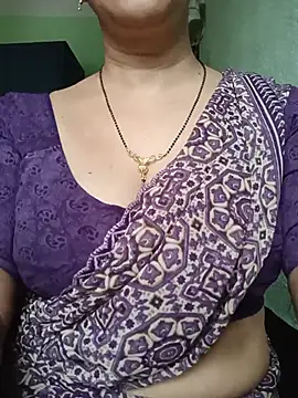 Snapshot of Rosy-B chatting on 06-24-26, 12:20 Rosy-B online show from 06-24-26, 12:20