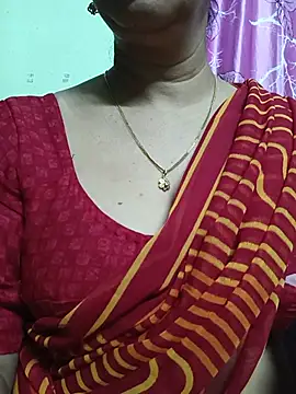 Snapshot of Rosy-B chatting on 07-29-26, 09:36 Rosy-B online show from 07-29-26, 09:36