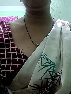 Rosy-B online show from 12-22-25, 12:44