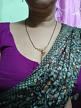 Snapshot of Rosy-B chatting on 06-22-26, 09:45 Rosy-B online show from 06-22-26, 09:45