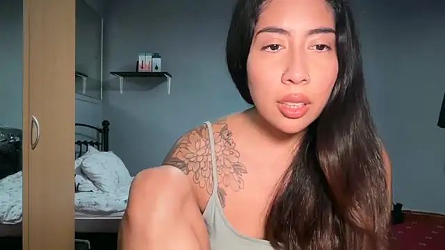 LorenaAnderson online show from 04-04-26, 06:14