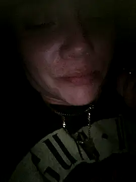 Off the Lesh online show from 11-25-25, 04:18