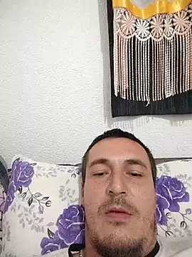 mayk18cm online show from 10-22-25, 07:46