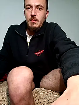 mayk18cm online show from 01-31-25, 09:37