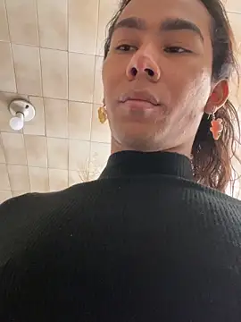 Scarlett Hot5 online show from 10-13-25, 03:02