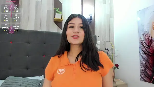 Sara Johnsonn online show from 02-24-25, 07:41
