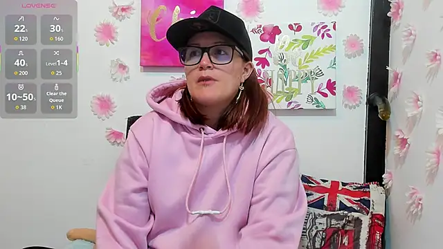 amberr34 online show from 09-18-25, 02:36
