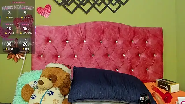 blue violette  online show from 10-20-25, 04:40