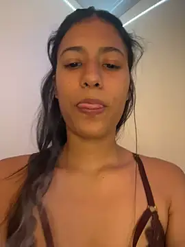 Valentinabaker online show from 03-06-26, 05:08