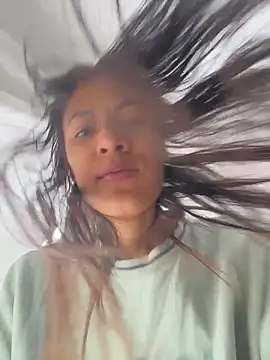 Valentinabaker online show from 04-01-26, 07:00