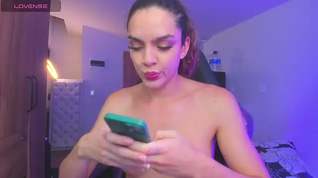 mariiahneedles online show from 07-14-26, 12:32