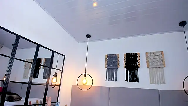 Snapshot of Sweet_camille chatting on 11-27-25, 02:23 Sweet camille online show from 11-27-25, 02:23